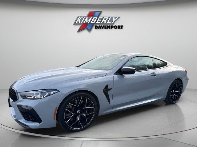 2023 BMW M8