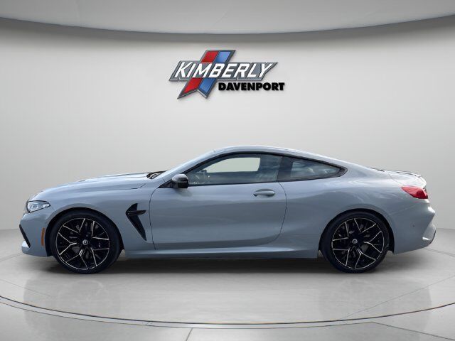 2023 BMW M8