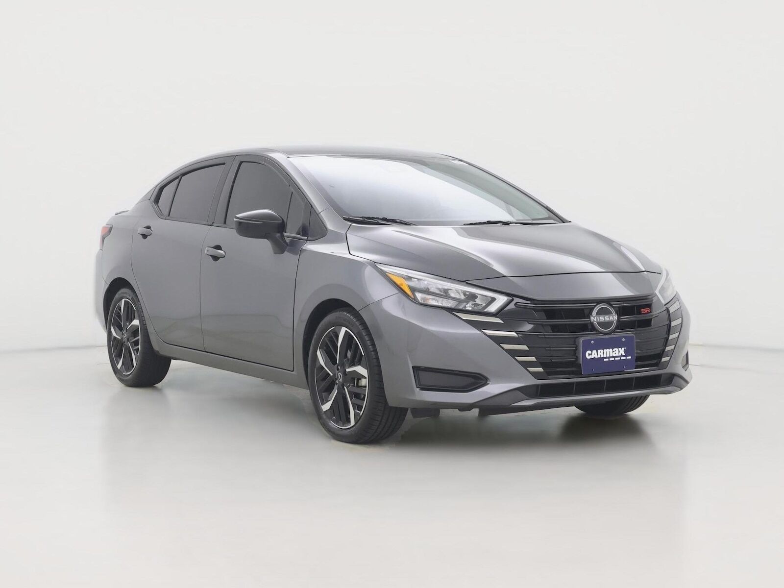 2024 NISSAN Versa
