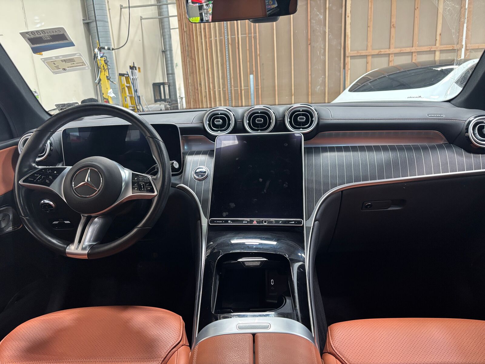 2023 Mercedes-Benz GLC-Class