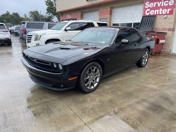 2017 DODGE Challenger