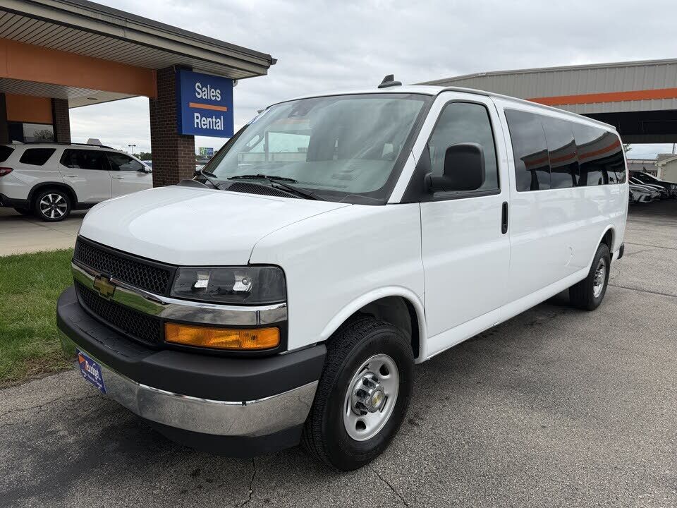 2024 CHEVROLET Express