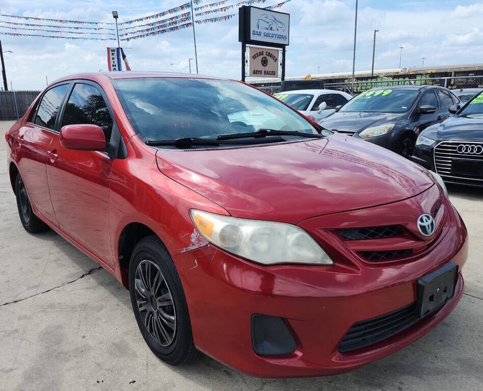 2011 TOYOTA Corolla