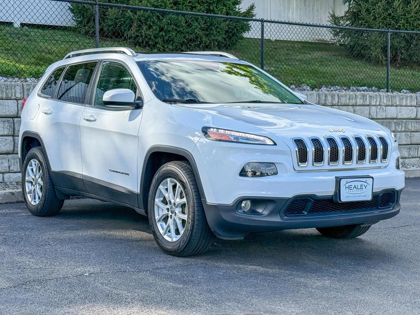 2017 JEEP Cherokee