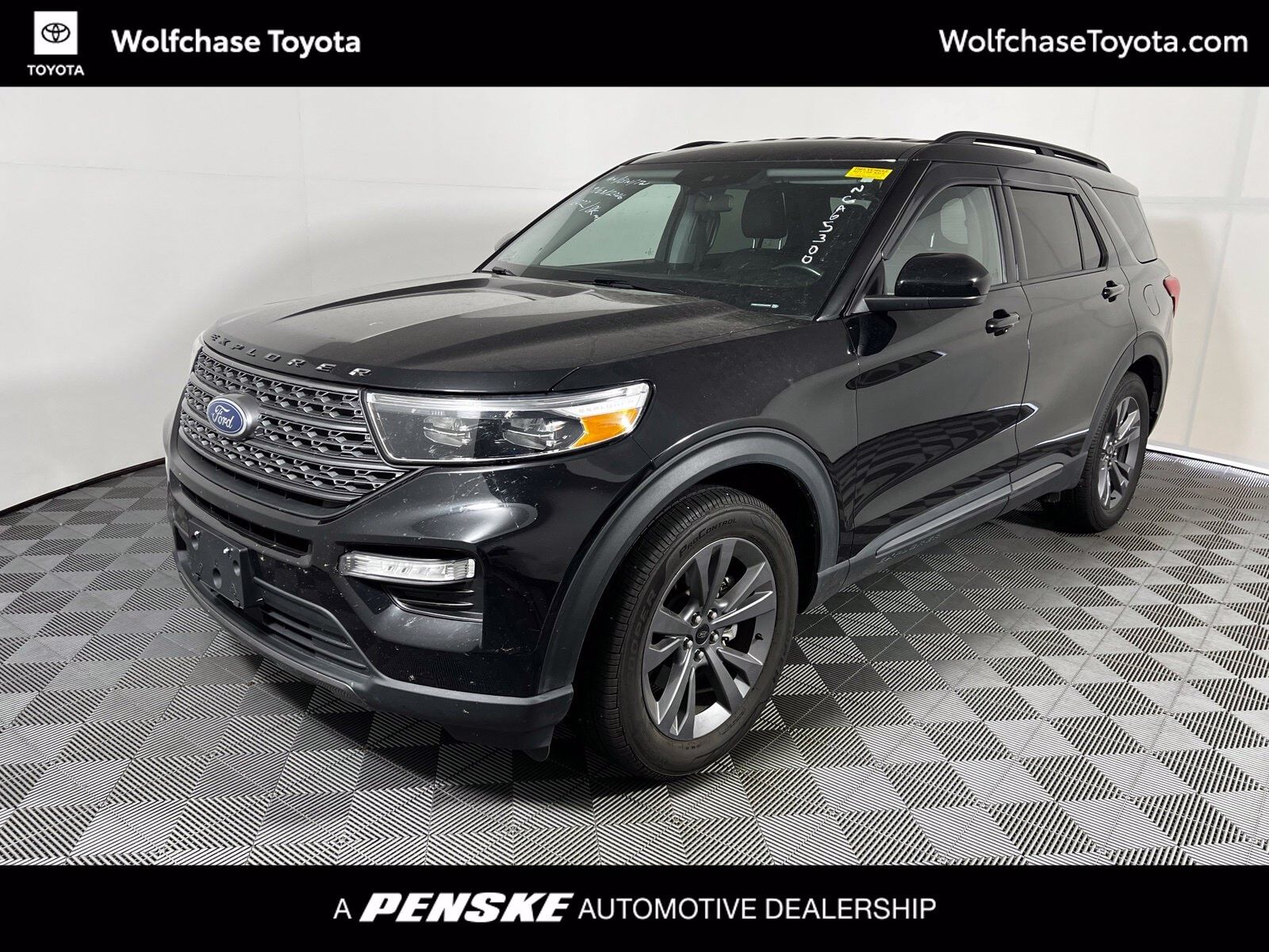 2022 FORD Explorer