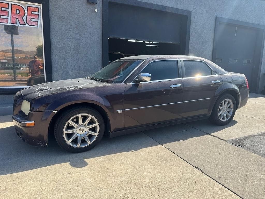 2005 CHRYSLER 300C