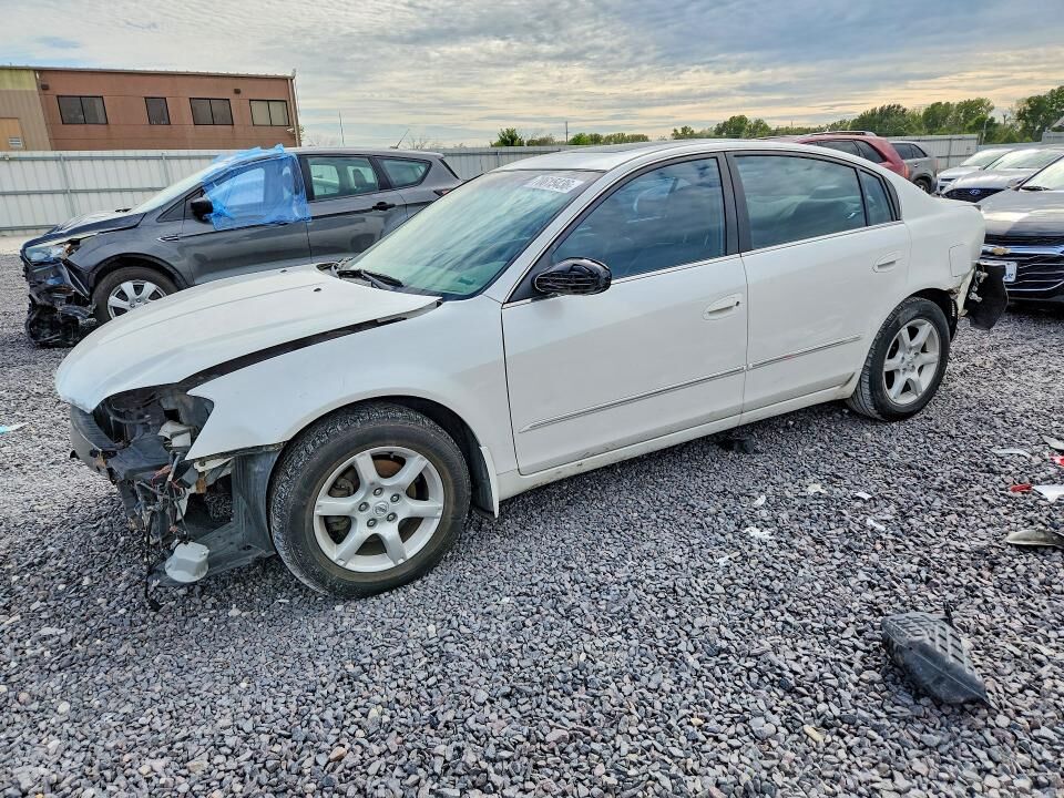 2005 NISSAN Altima