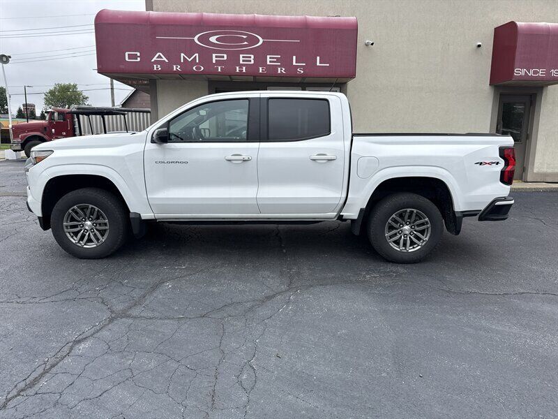 2023 CHEVROLET Colorado