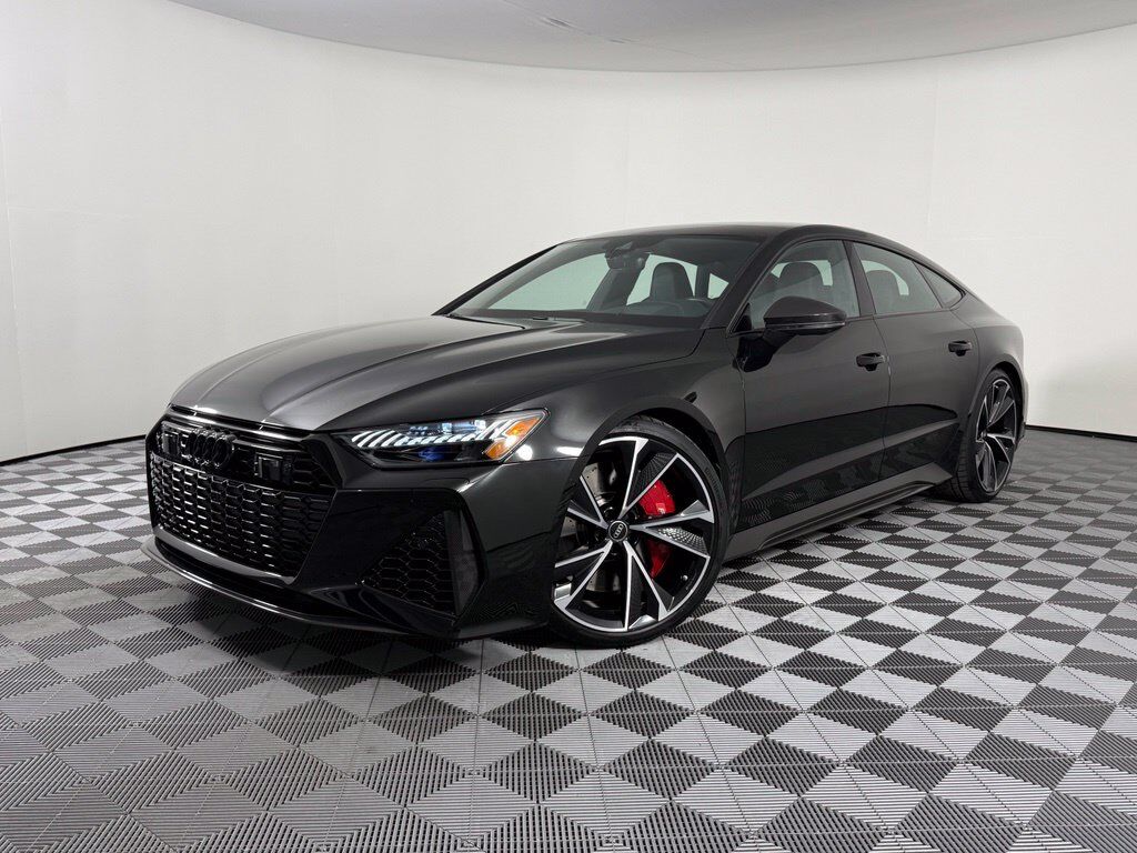 2022 AUDI RS7