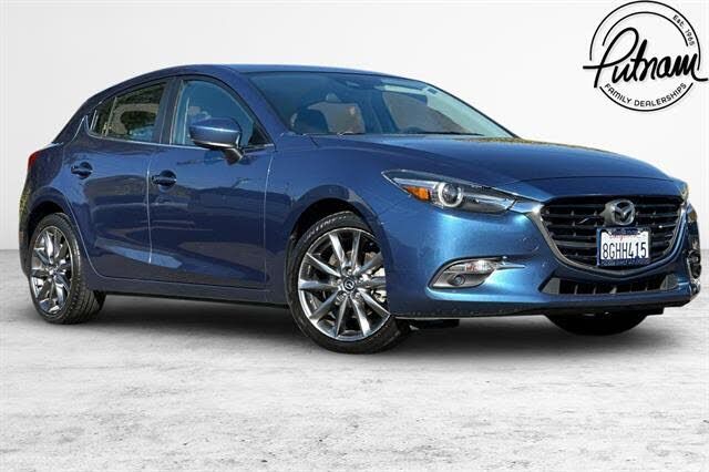 2018 MAZDA Mazda3