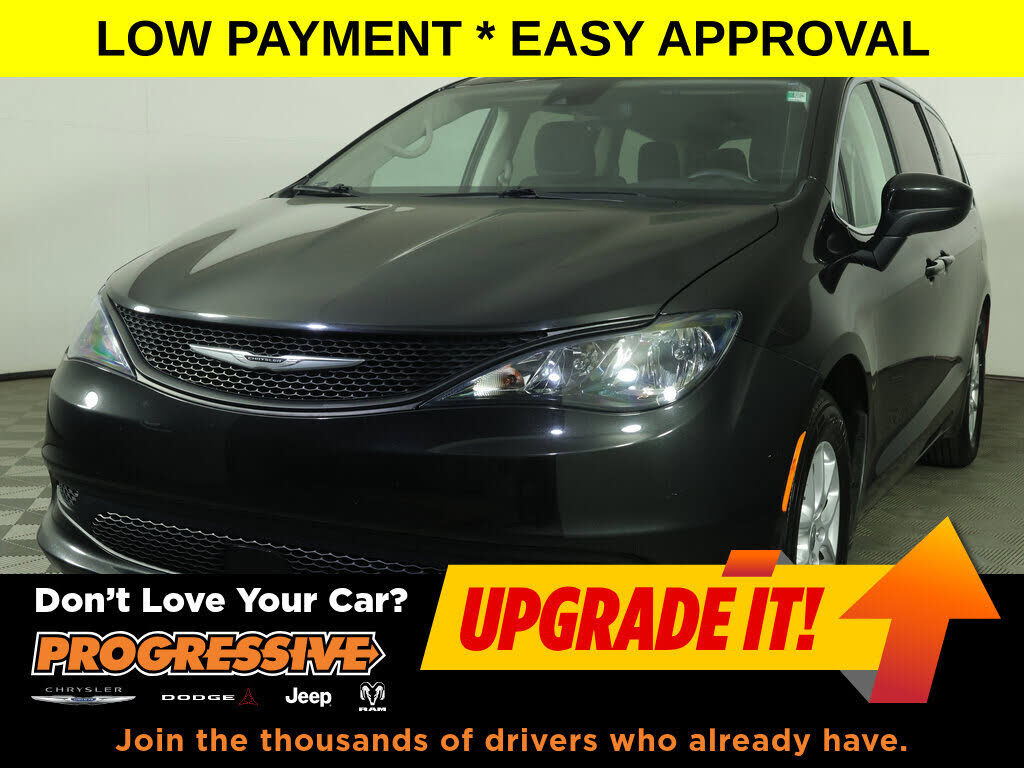 2023 CHRYSLER Voyager