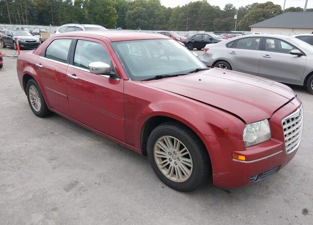 2010 CHRYSLER 300