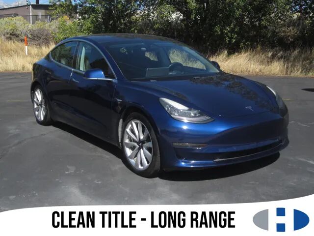 2018 TESLA Model 3