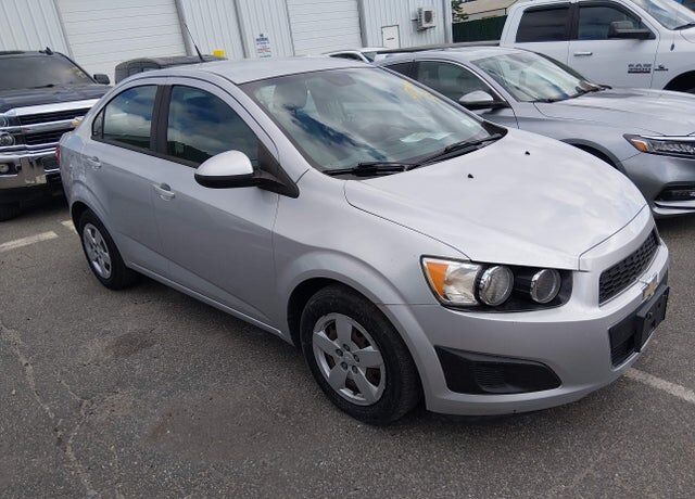 2013 CHEVROLET Sonic