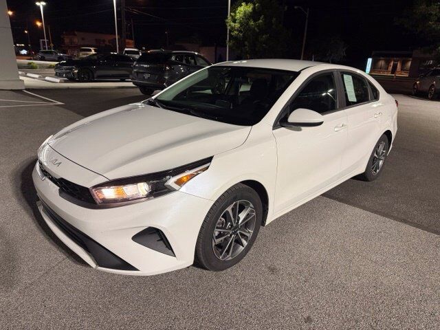 2023 KIA Forte