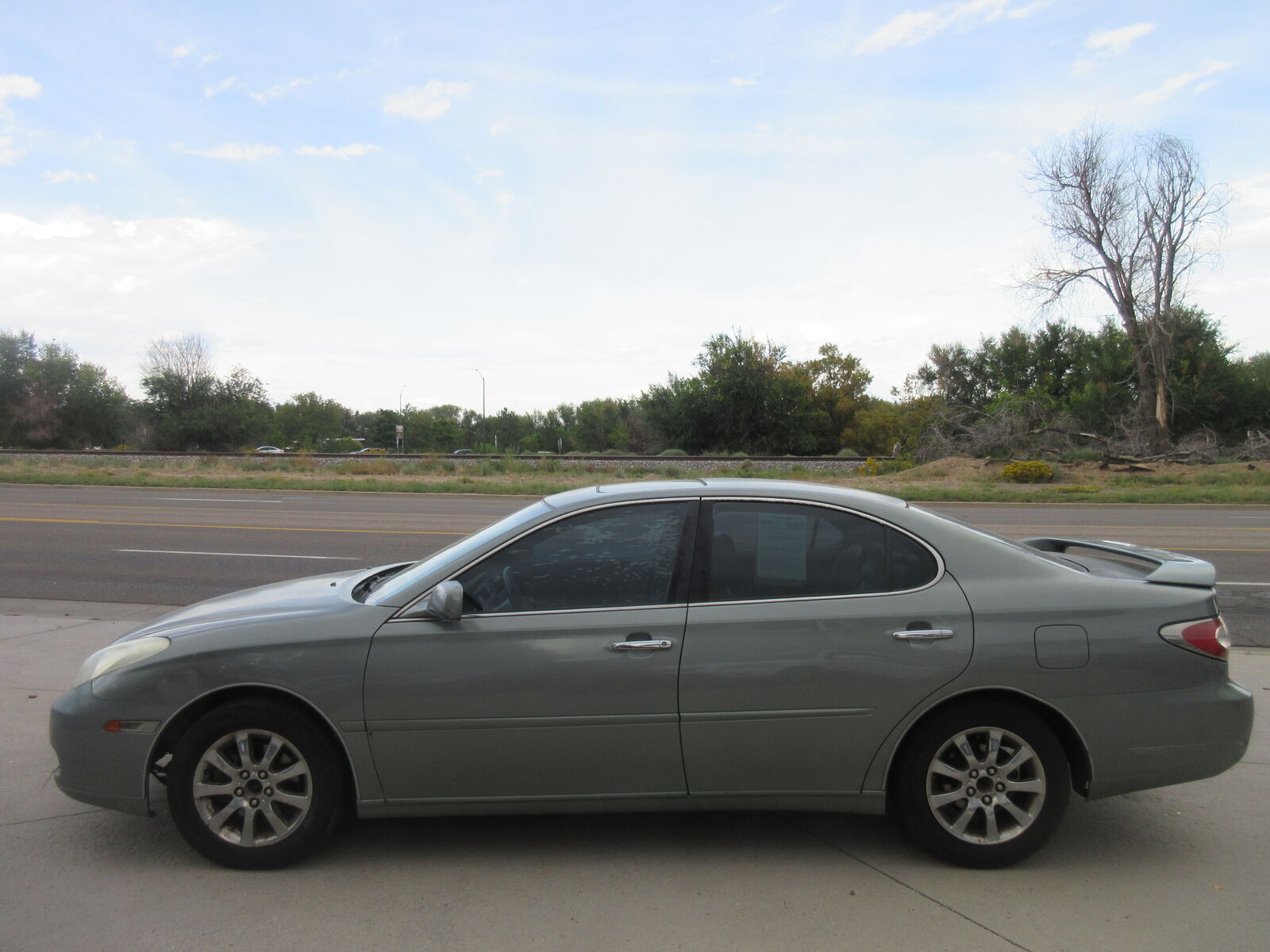 2002 LEXUS ES