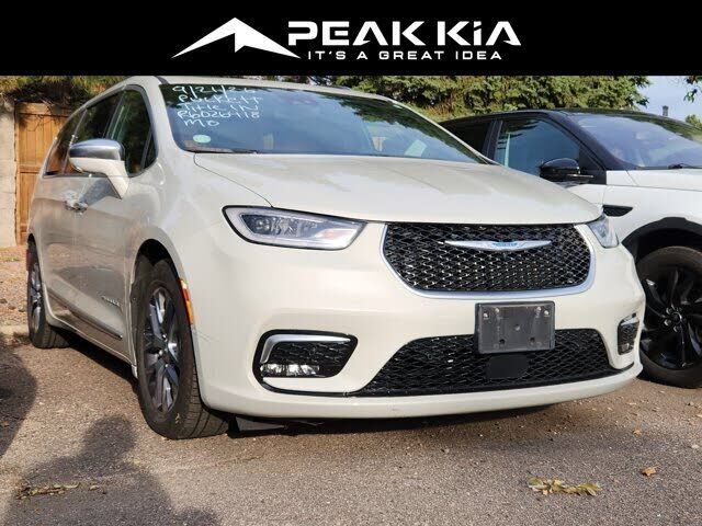 2021 CHRYSLER Pacifica
