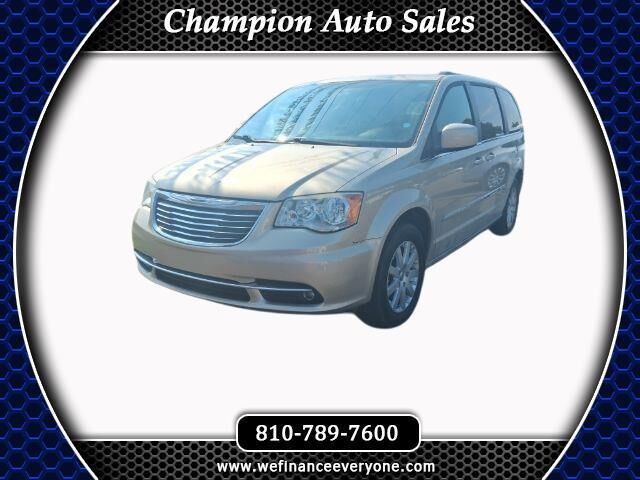 2015 CHRYSLER Town and Country