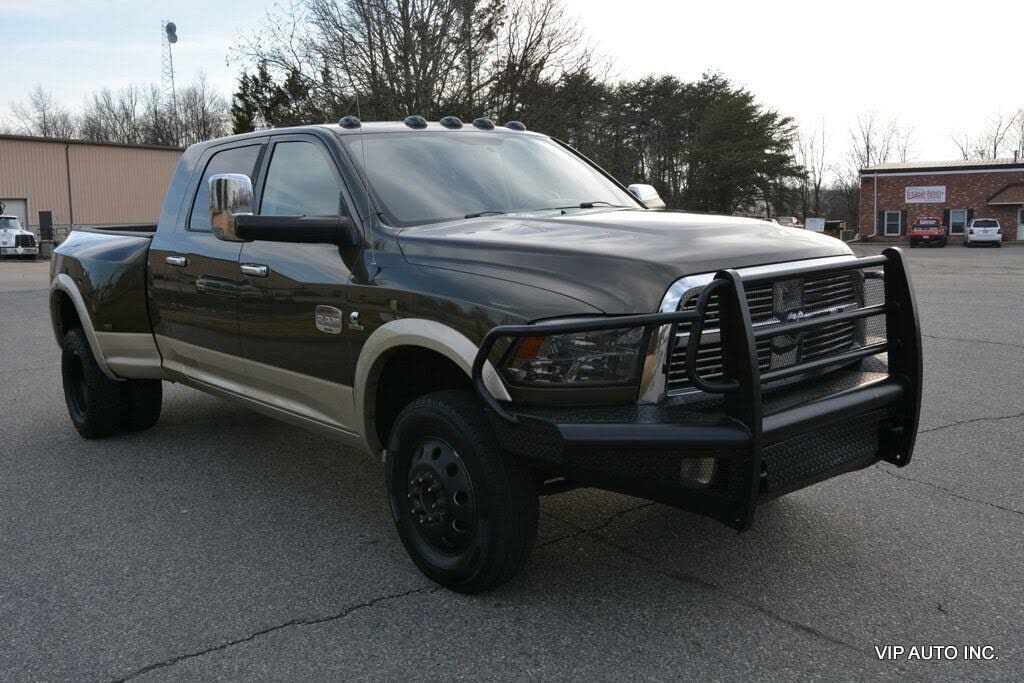 2012 DODGE Ram