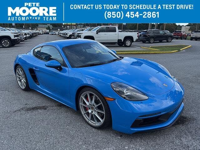 2025 PORSCHE 718