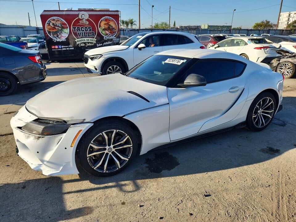 2023 TOYOTA Supra