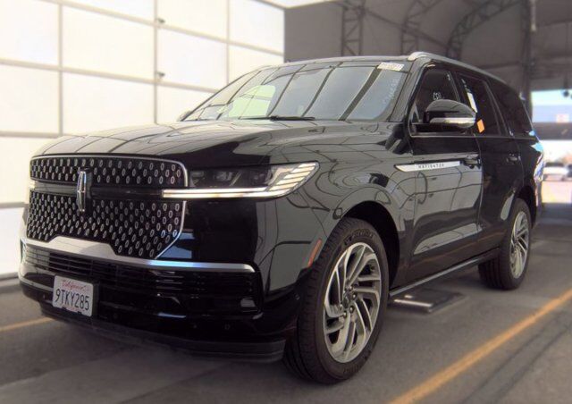 2025 LINCOLN Navigator