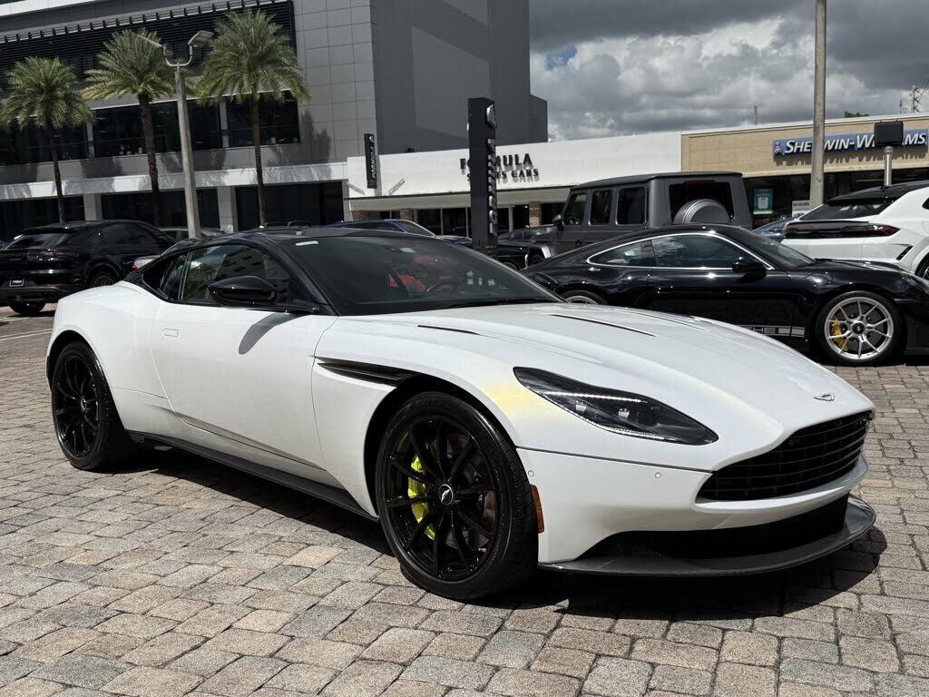 2020 ASTON MARTIN DB11