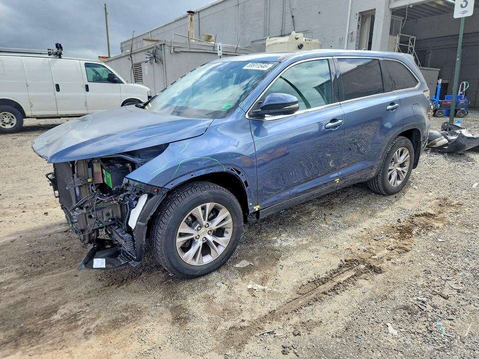 2015 TOYOTA Highlander