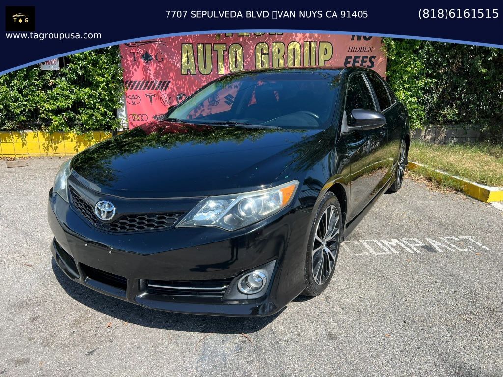 2013 TOYOTA Camry