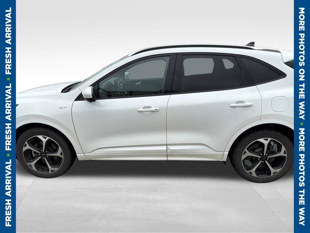 2024 FORD Escape