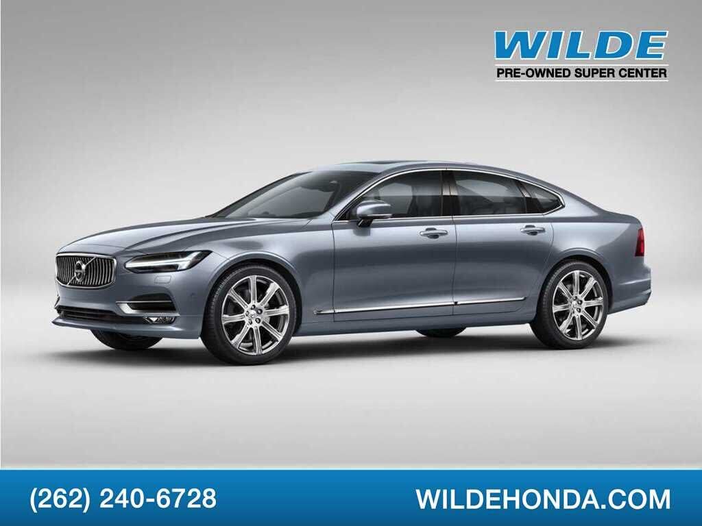 2017 VOLVO S90
