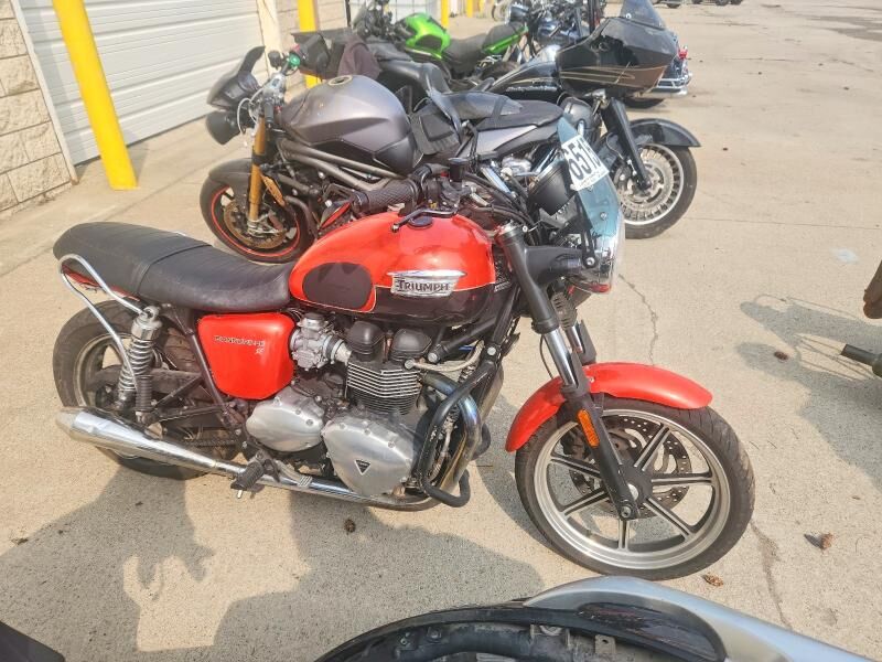 2012 TRIUMPH Bonneville