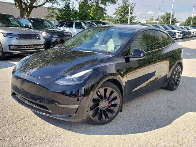2022 TESLA Model Y