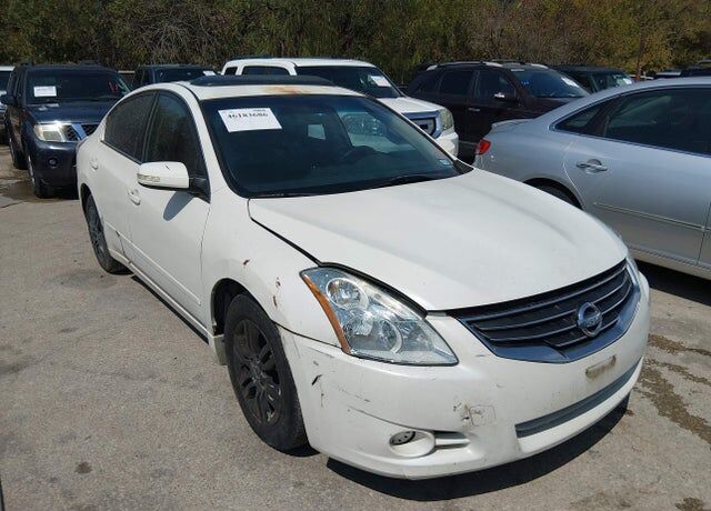 2010 NISSAN Altima