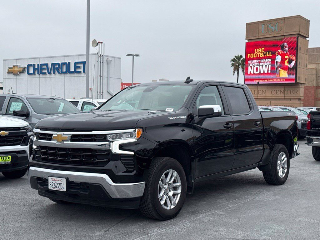 2025 CHEVROLET Silverado