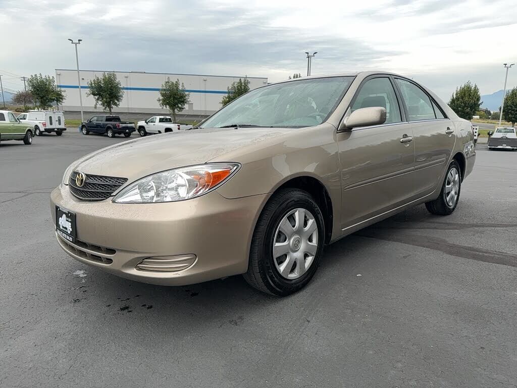 2002 TOYOTA Camry