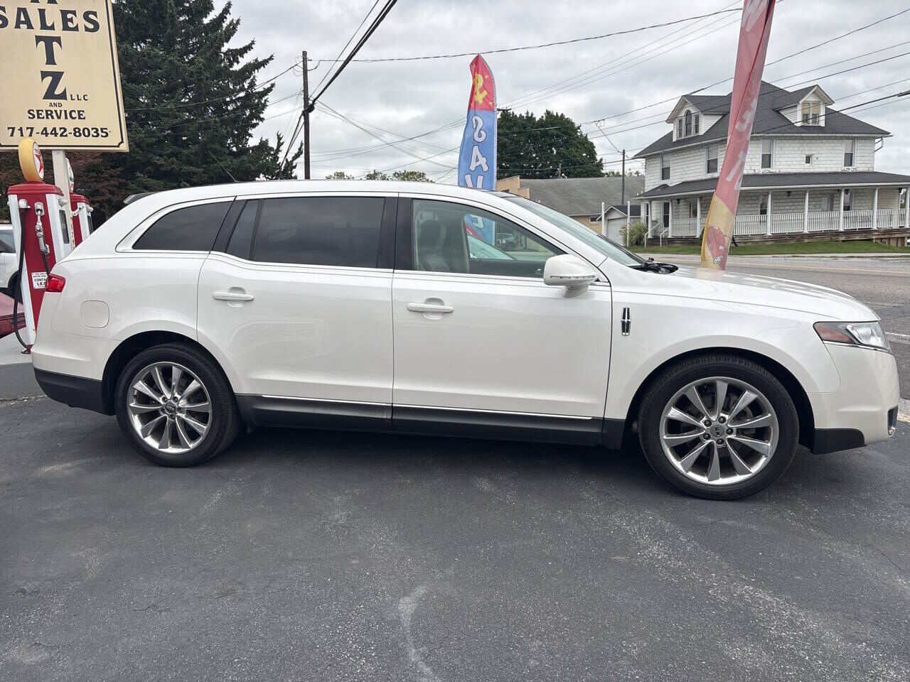 2012 LINCOLN MKT