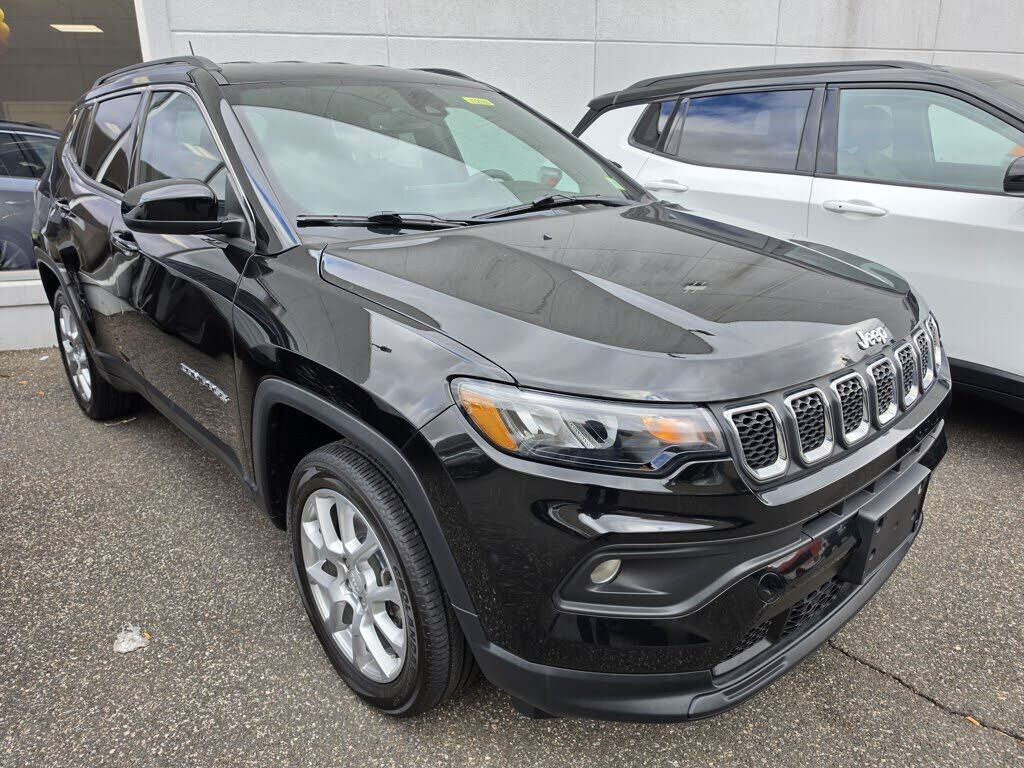 2023 JEEP Compass