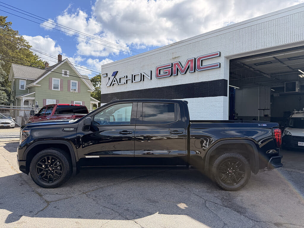 2024 GMC Sierra