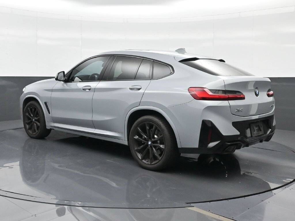 2024 BMW X4