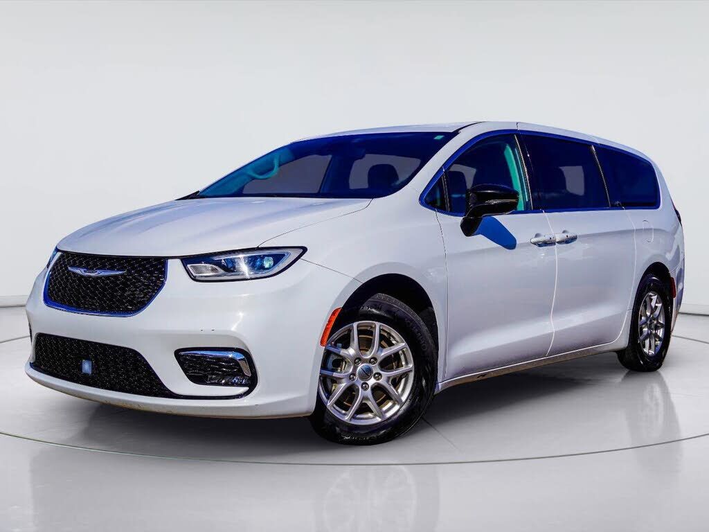 2024 CHRYSLER Pacifica