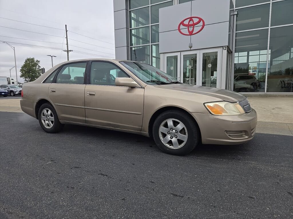 2001 TOYOTA Avalon
