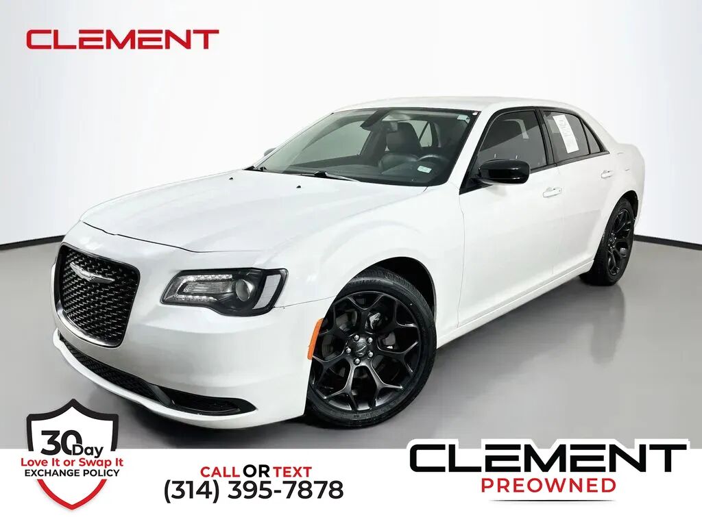 2019 CHRYSLER 300