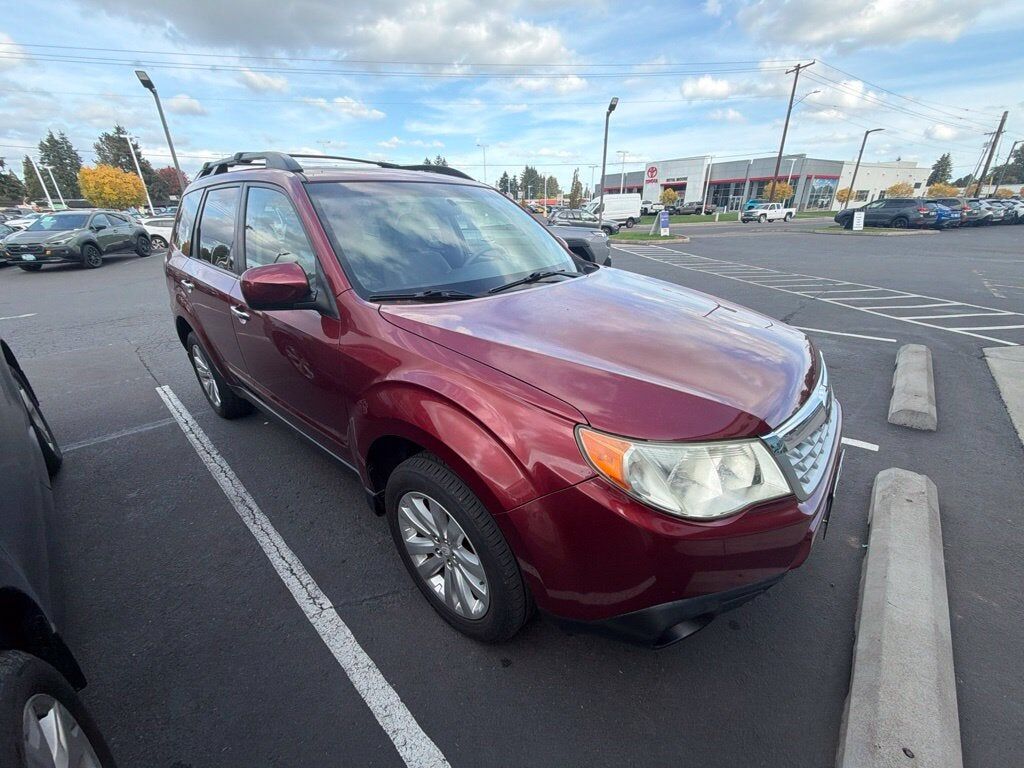 2012 SUBARU Forester