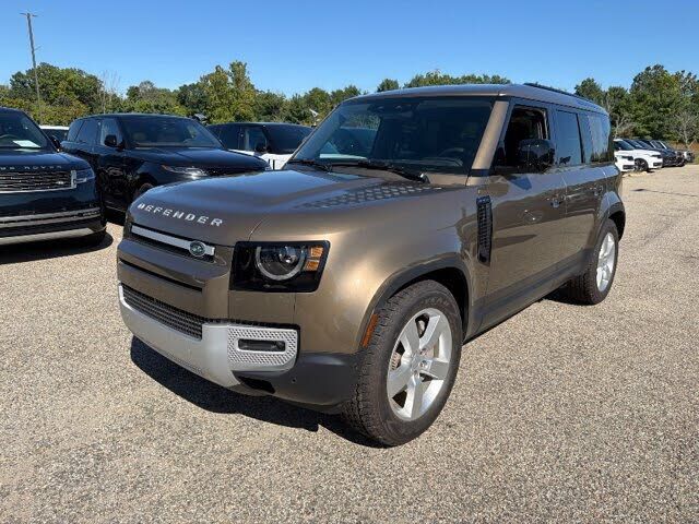 2025 LAND ROVER Defender