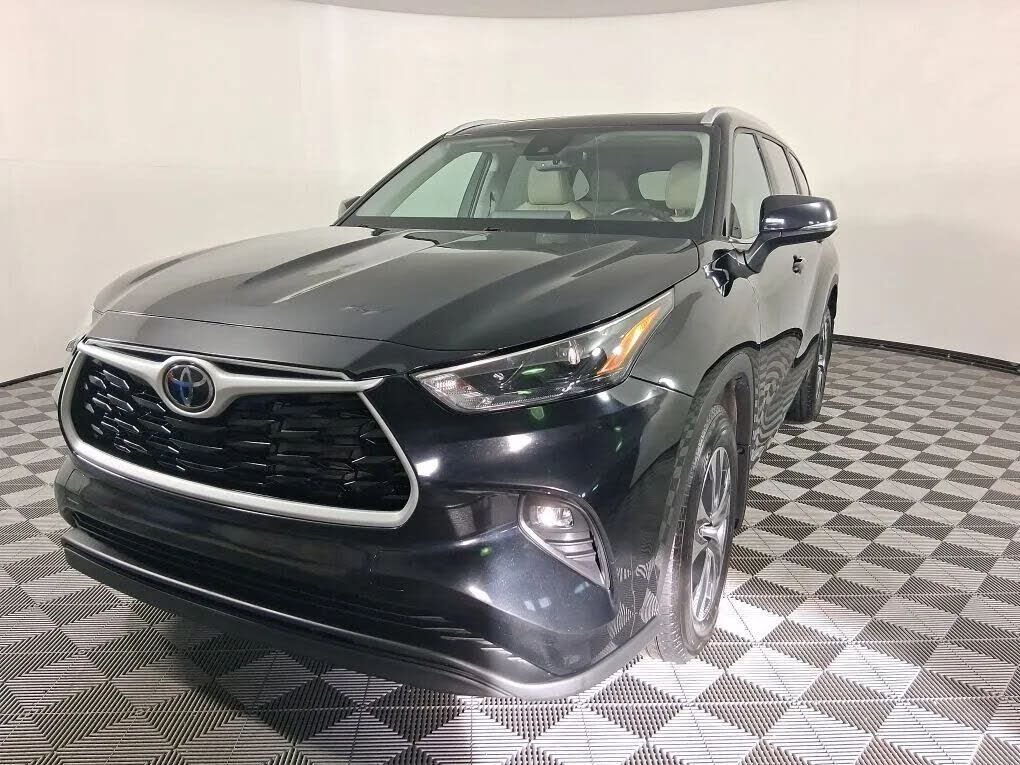 2025 TOYOTA Highlander