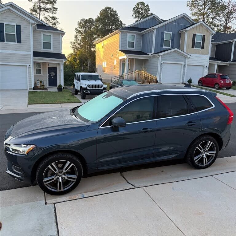 2020 VOLVO XC60