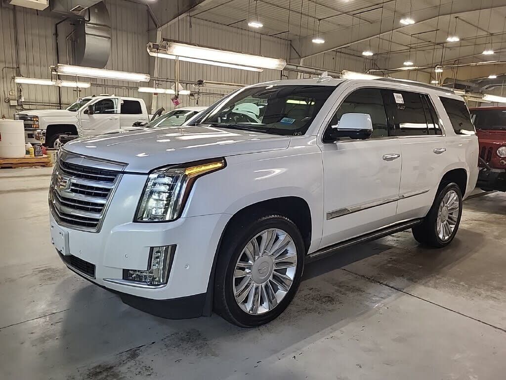 2020 CADILLAC Escalade