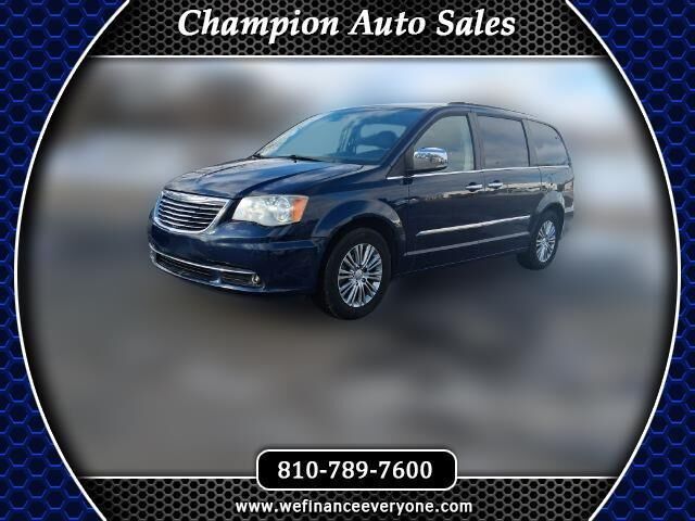 2014 CHRYSLER Town and Country
