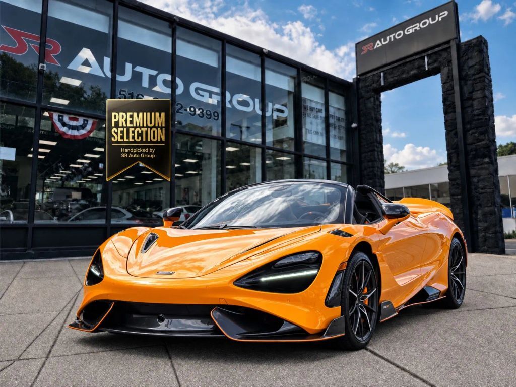 2022 MCLAREN 765LT